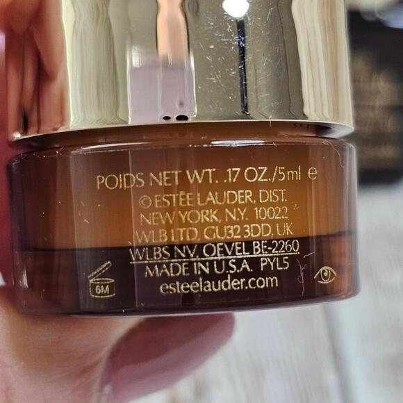 Women's Estee Lauder Set of 6 items, travel size - Picture 5 of 11